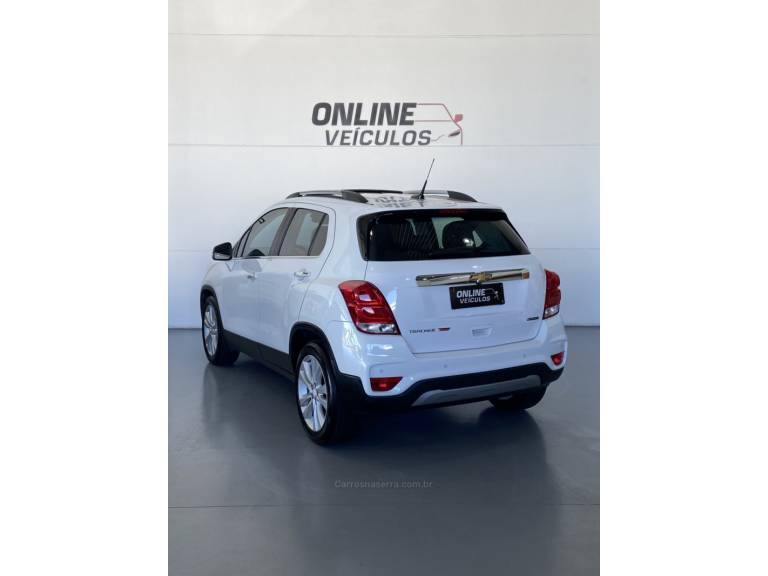 CHEVROLET - TRACKER - 2018/2018 - Branca - R$ 93.000,00