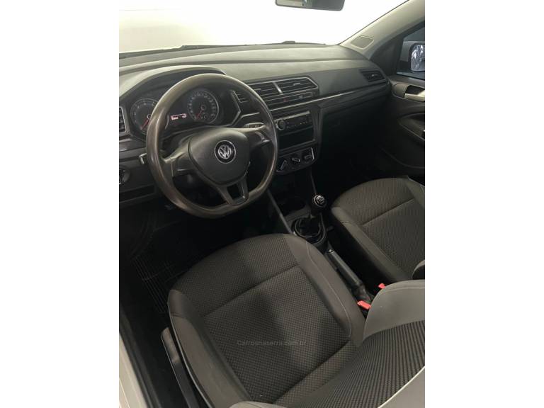 VOLKSWAGEN - SAVEIRO - 2017/2017 - Branca - R$ 57.900,00