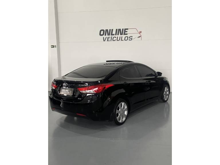 HYUNDAI - ELANTRA - 2011/2012 - Preta - R$ 67.900,00