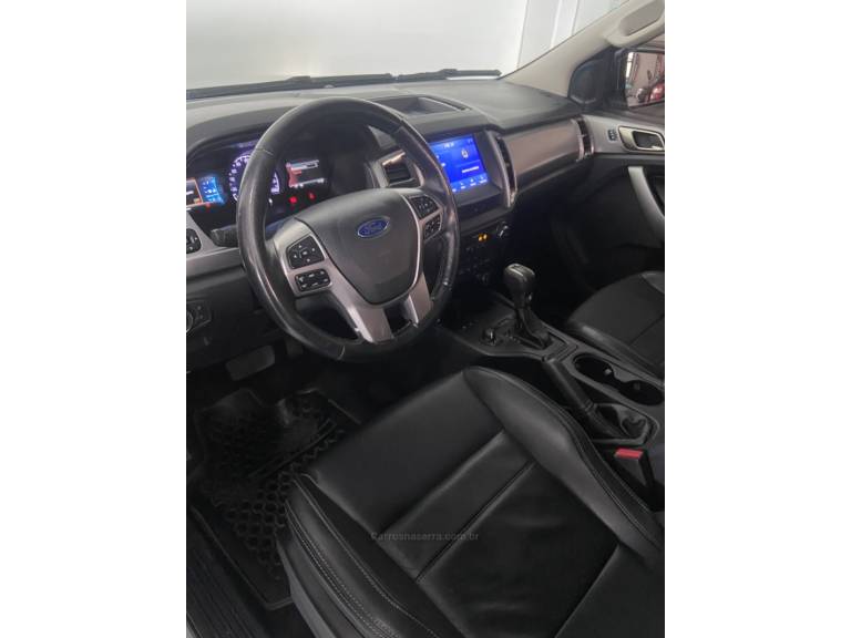 FORD - RANGER - 2021/2022 - Preta - R$ 169.000,00