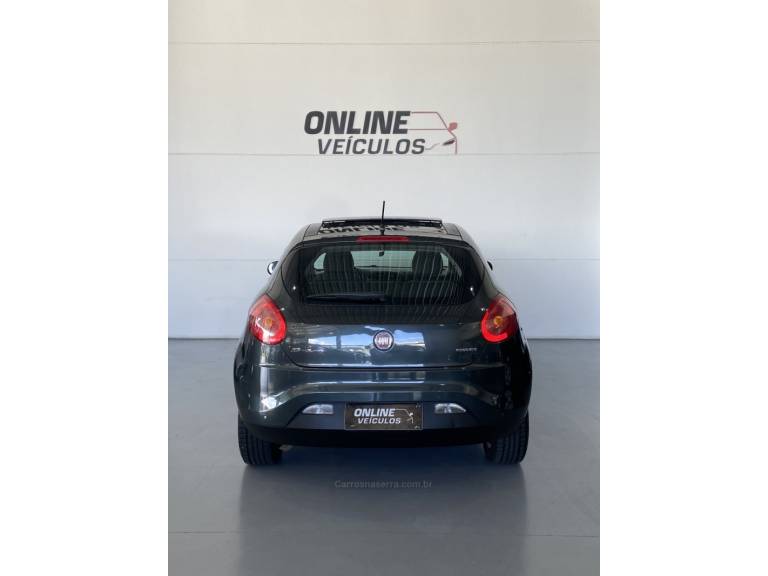 FIAT - BRAVO - 2012/2013 - Cinza - R$ 38.900,00