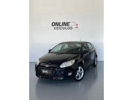 FORD - FOCUS - 2015/2015 - Preta - R$ 49.900,00