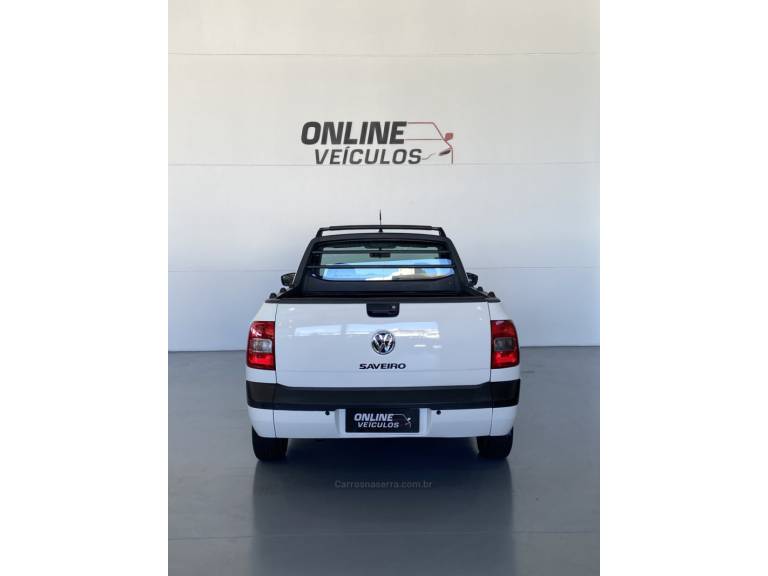VOLKSWAGEN - SAVEIRO - 2014/2015 - Branca - R$ 44.900,00