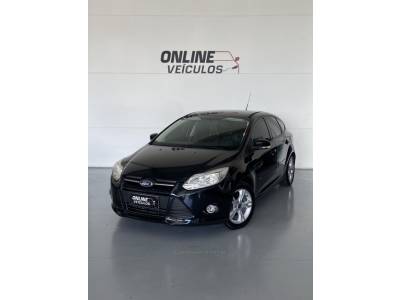 FORD - FOCUS - 2014/2014 - Preta - R$ 51.900,00