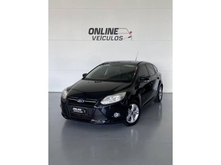 FORD - FOCUS - 2014/2014 - Preta - R$ 51.900,00