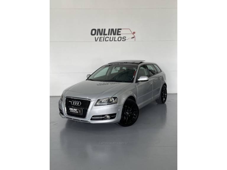 AUDI - A3 - 2011/2011 - Prata - R$ 64.900,00