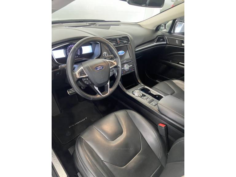 FORD - FUSION - 2016/2017 - Prata - R$ 104.900,00