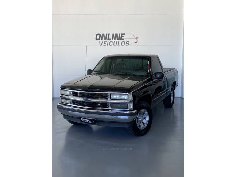 CHEVROLET - SILVERADO - 1999/2000 - Preta - R$ 100.000,00