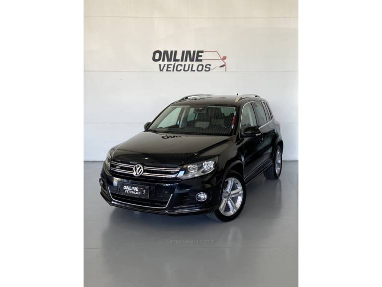 VOLKSWAGEN - TIGUAN - 2012/2013 - Preta - R$ 62.900,00