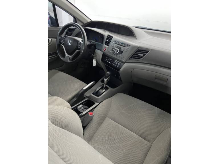 HONDA - CIVIC - 2014/2014 - Prata - R$ 70.900,00
