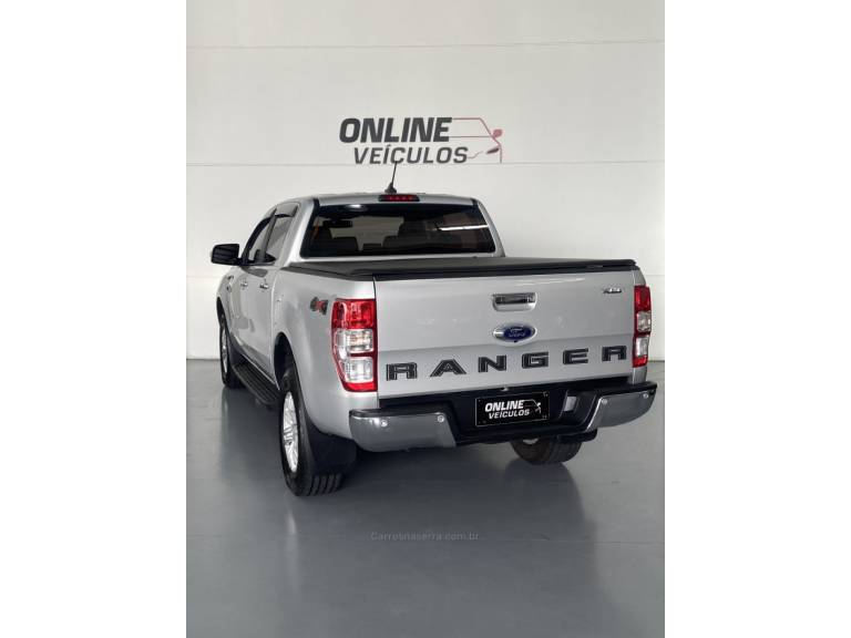 FORD - RANGER - 2021/2022 - Preta - R$ 169.000,00