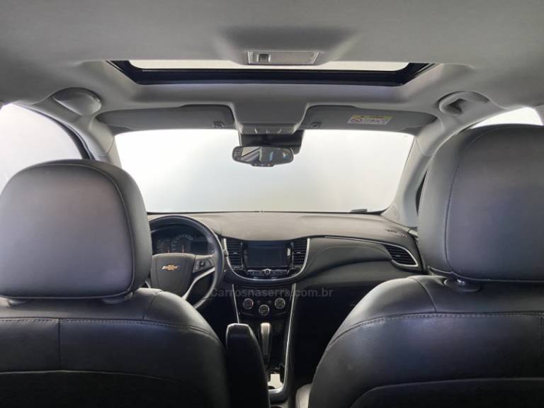 CHEVROLET - TRACKER - 2018/2018 - Branca - R$ 93.000,00