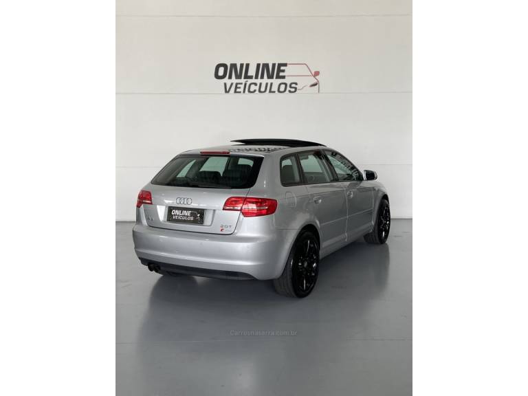 AUDI - A3 - 2011/2011 - Prata - R$ 64.900,00