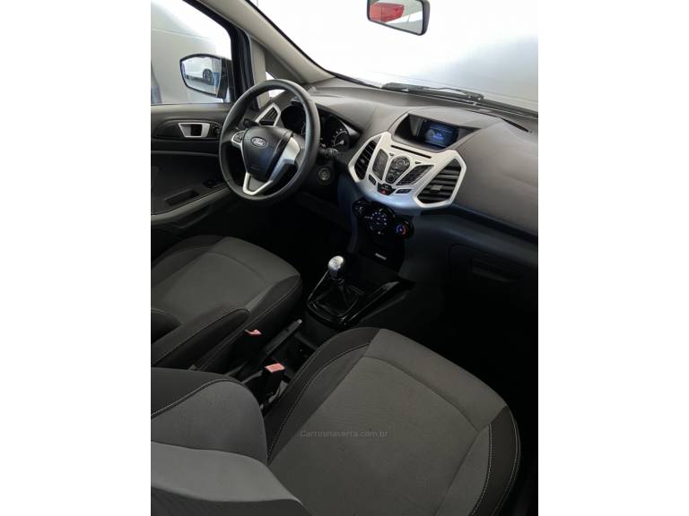 FORD - ECOSPORT - 2013/2013 - Cinza - R$ 51.500,00