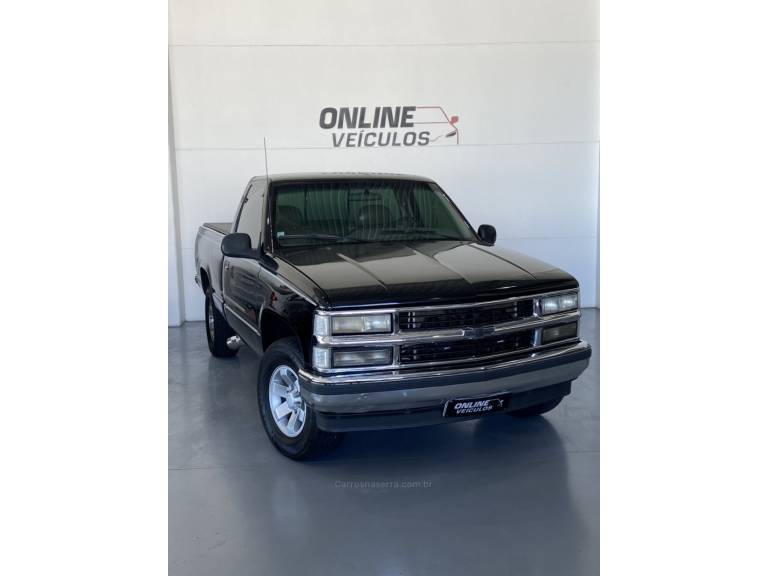 CHEVROLET - SILVERADO - 1999/2000 - Preta - R$ 100.000,00